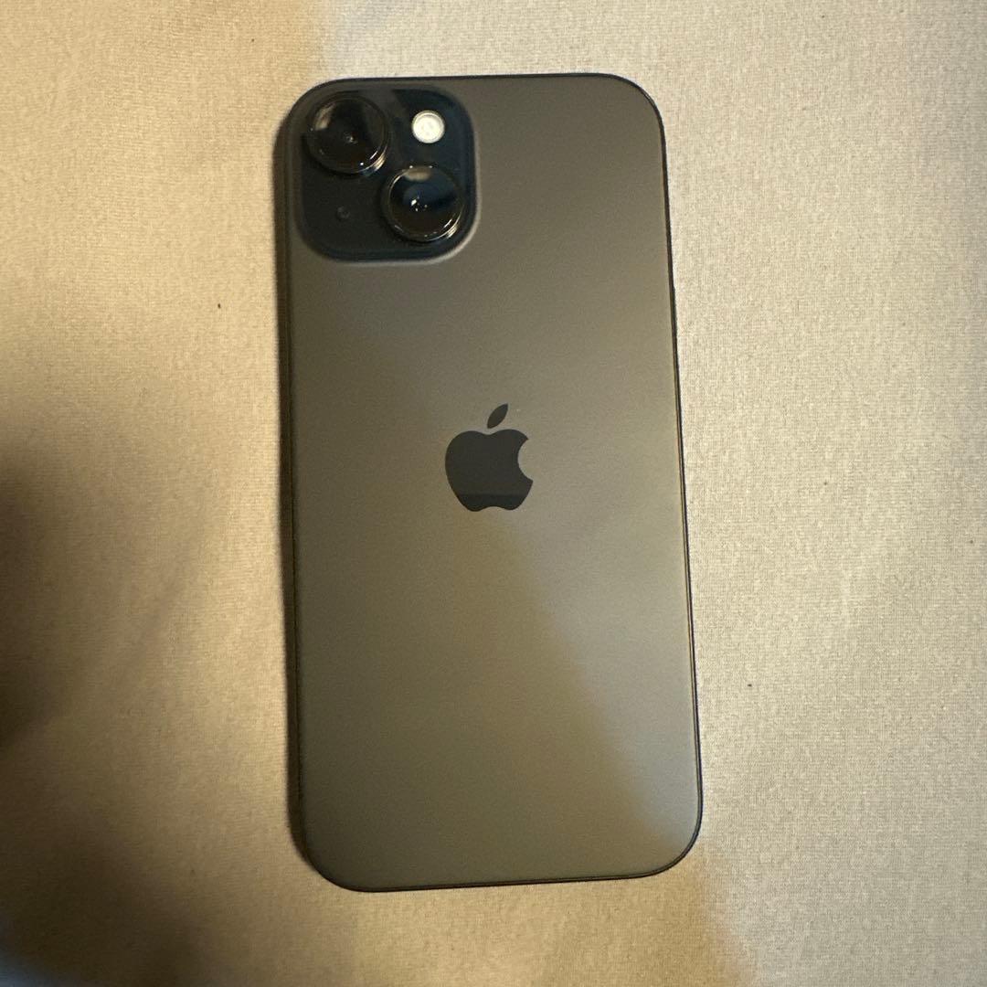よ*ん様 iPhone 15 128GB SiMフリー バッテリー99%