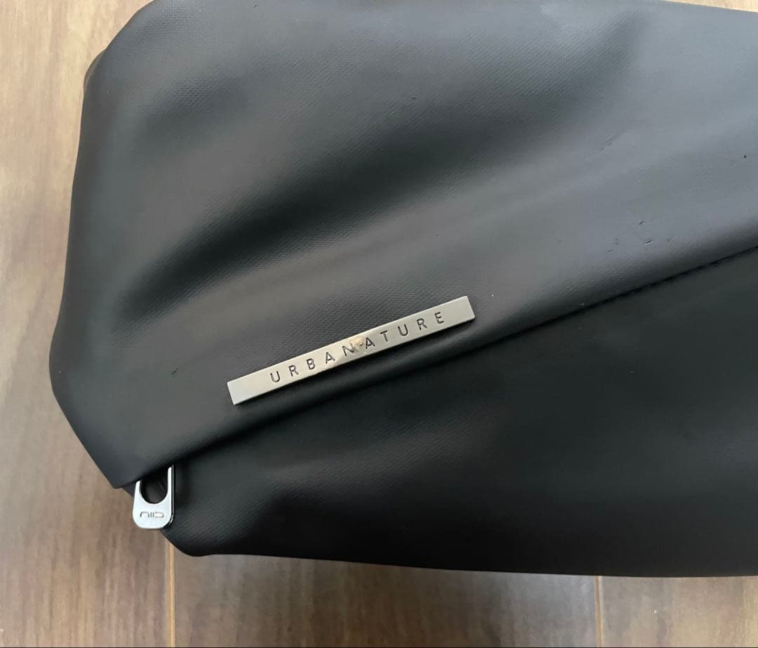 NIID URBANATURE ボディバッグ レザー