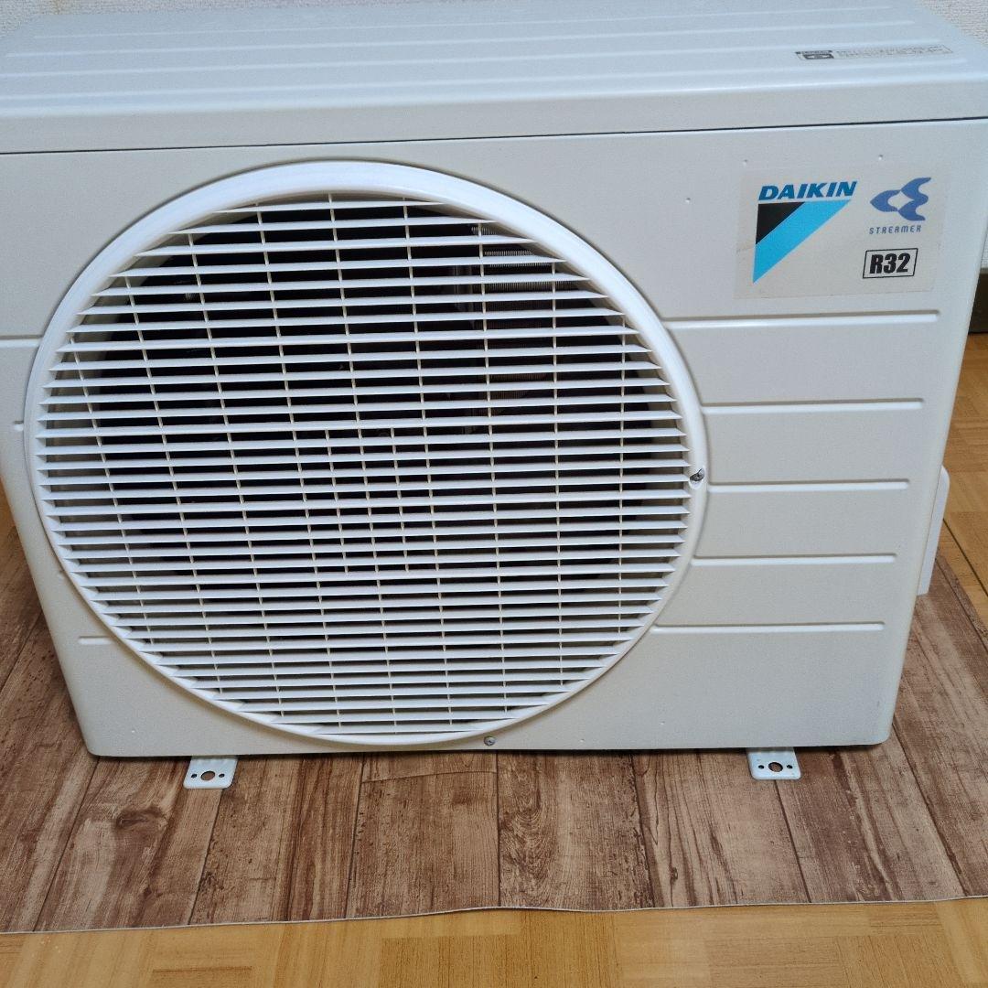 DAIKIN エアコン室外機本体 のみ AR22TEBKS