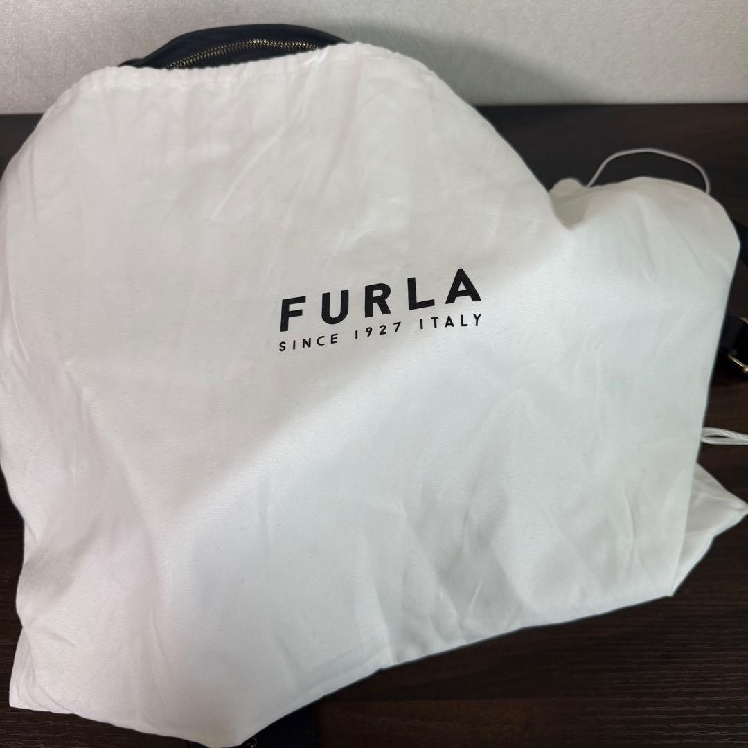 FURLA ブラック リュック　ナイロン