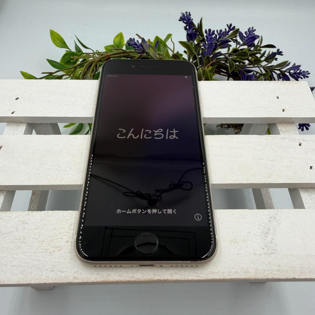【美品】iPhone SE第3世代 64GB スターライト 386