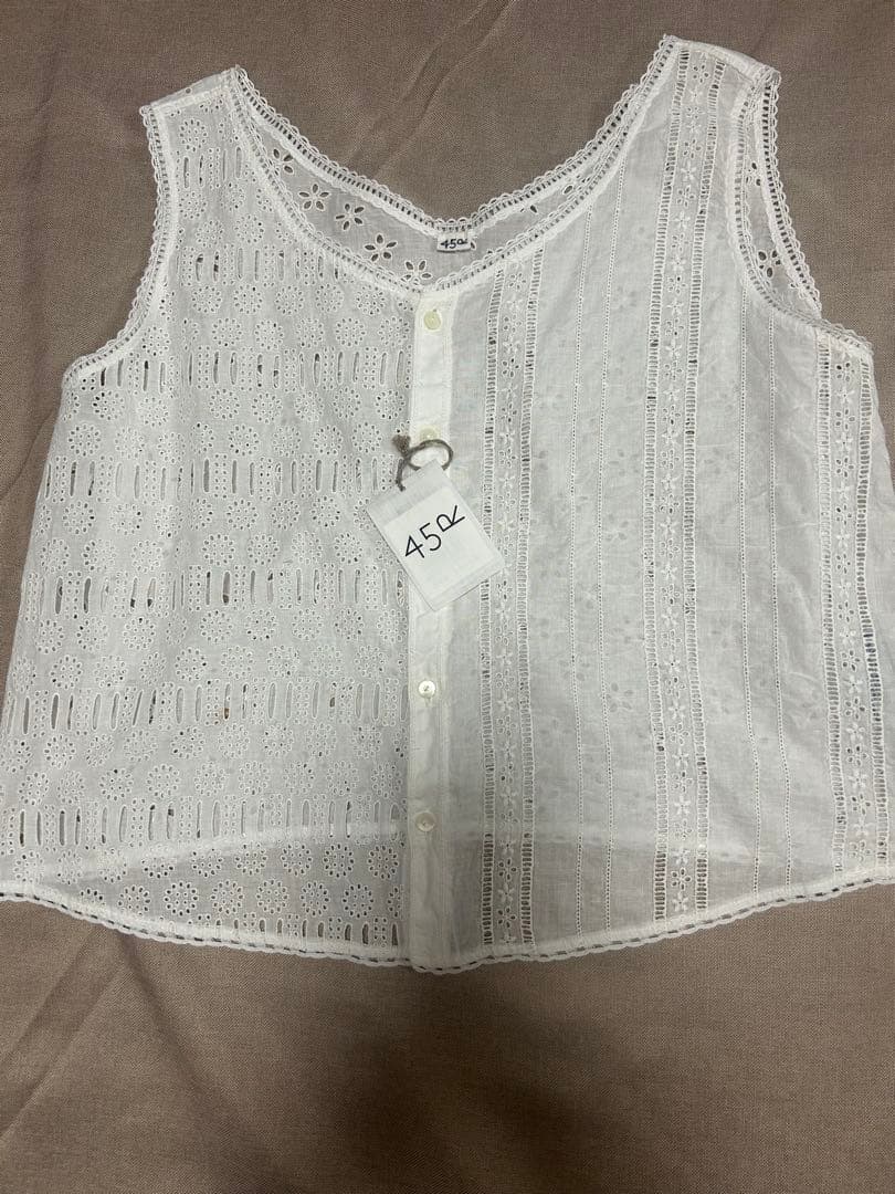 45R フォーティファイブアール　　 度甘平のカットワークキャミソール