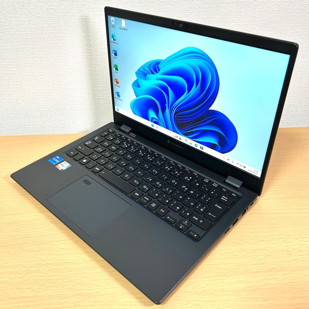 美品 東芝 TOSHIBA dynabook G83/KW 16GB 512GB