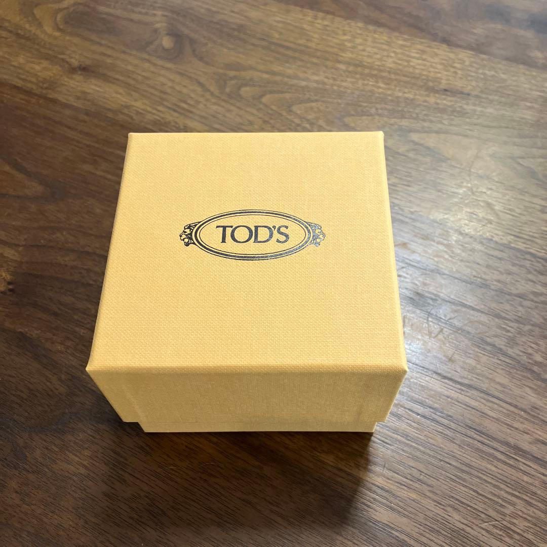 TOD'S ブラックレザー 編み込みブレスレット