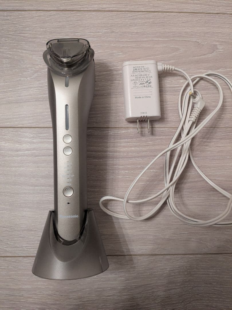 【美品】パナソニック　美顔器　イオンブーストマルチEH-ST0A