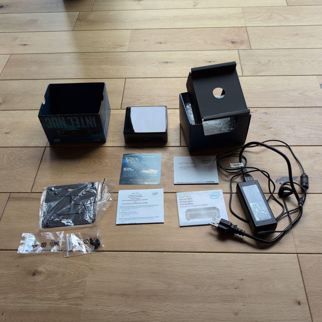 ミニPC Intel NUC8BEK i5-8259U 16GB 512GB SSD