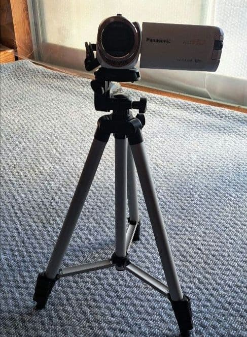 Panasonic HC-W580M ビデオカメラ 本体ホワイト