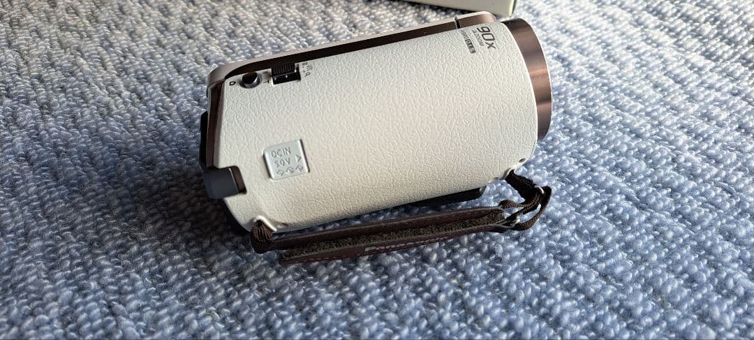 Panasonic HC-W580M ビデオカメラ 本体ホワイト