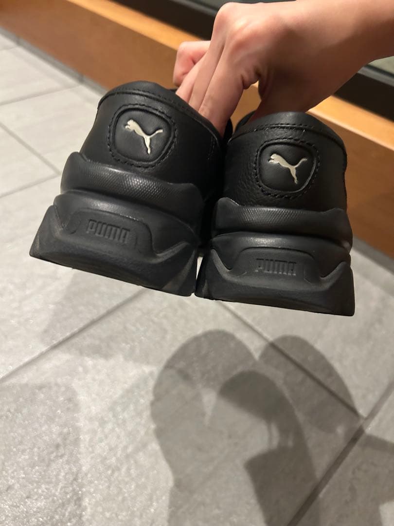 PUMA ローファー スニーカー　23.0cm