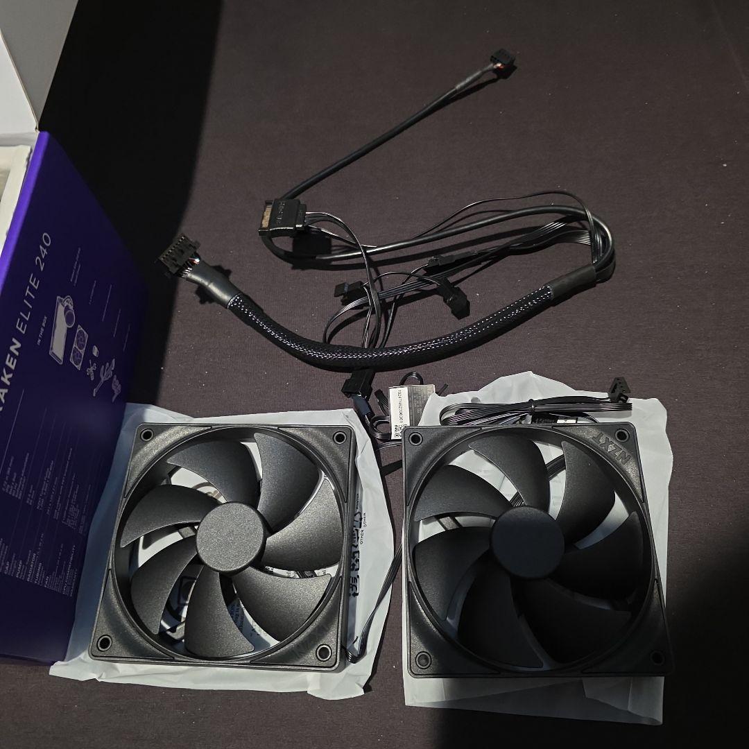おまけ付き　NZXT KRAKEN ELITE 240 簡易水冷