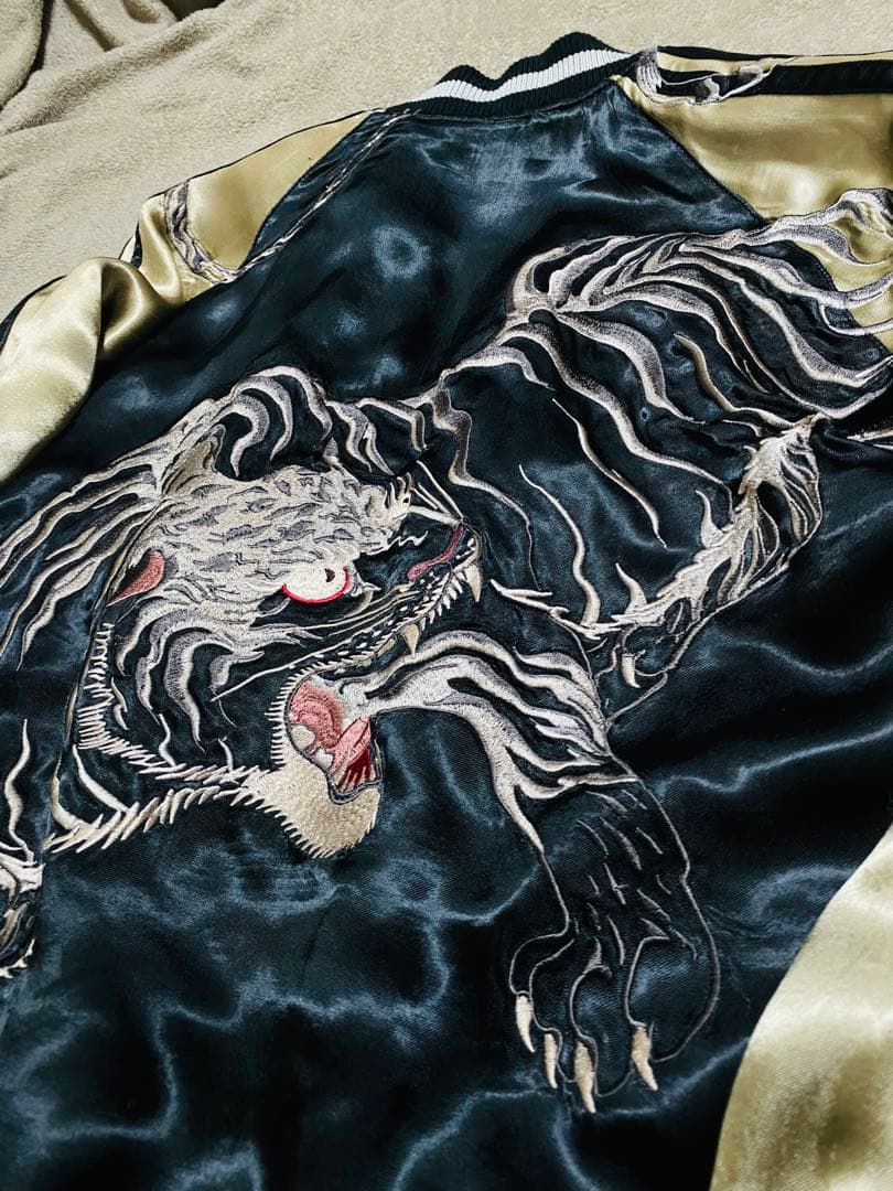 SATORI 虎 日本限定 ２面用 日本限定 スカジャン unisex レーヨン