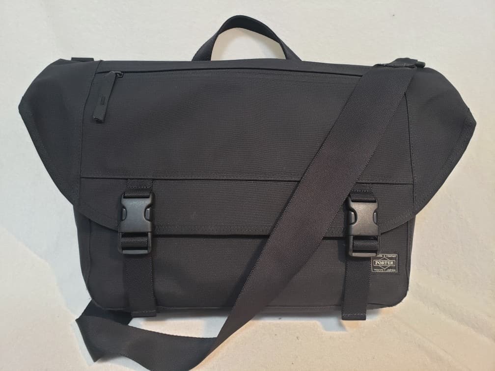 PORTER メッセンジャーバッグ