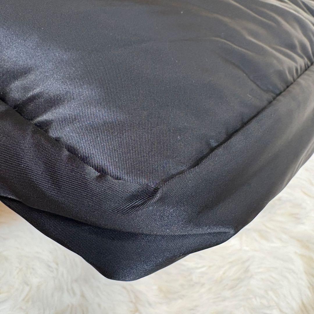 【美品】ポーター タンカー 廃盤 希少 ブリーフケース A4収納可能 ブラック