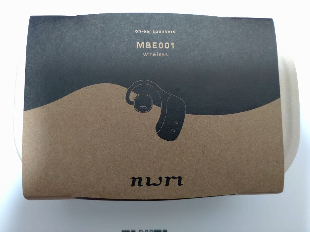 新品！ nwm MBE001 ワイヤレスイヤホン ヌーム ホワイトベージュ