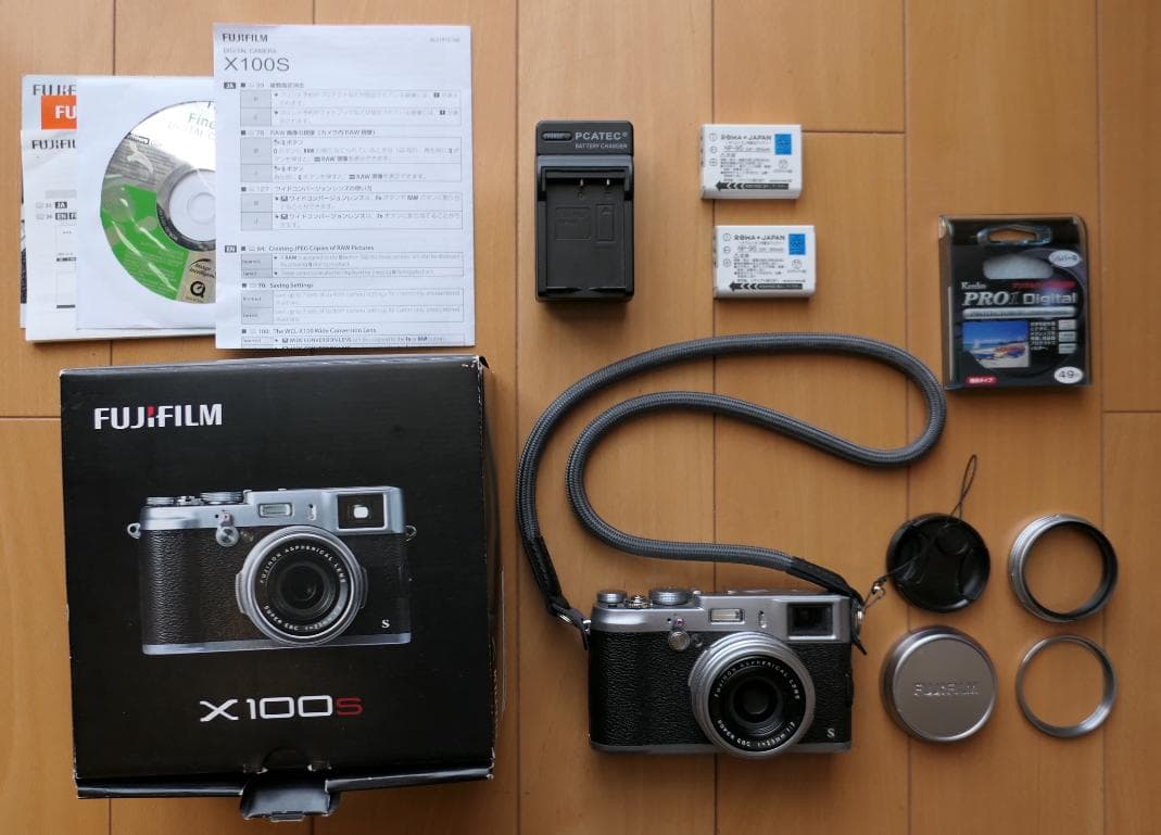 FUJIFILM X100s （液晶割れ）