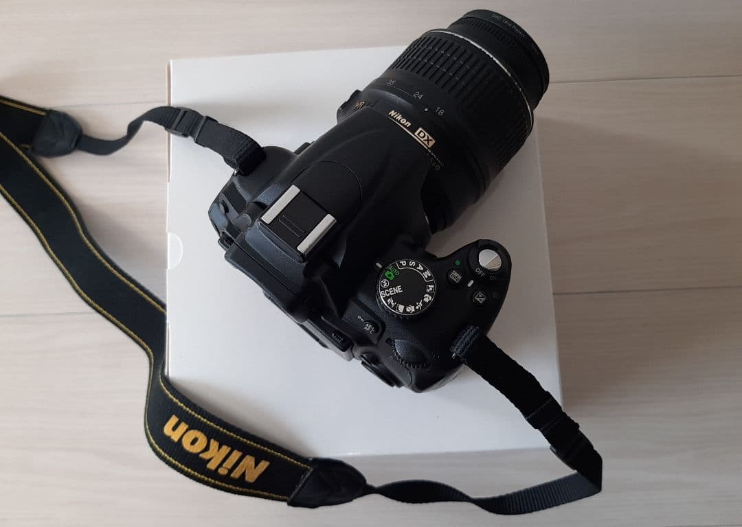 Nikon D5000ダブルズームキット　デジタル一眼レフ　収納バッグ