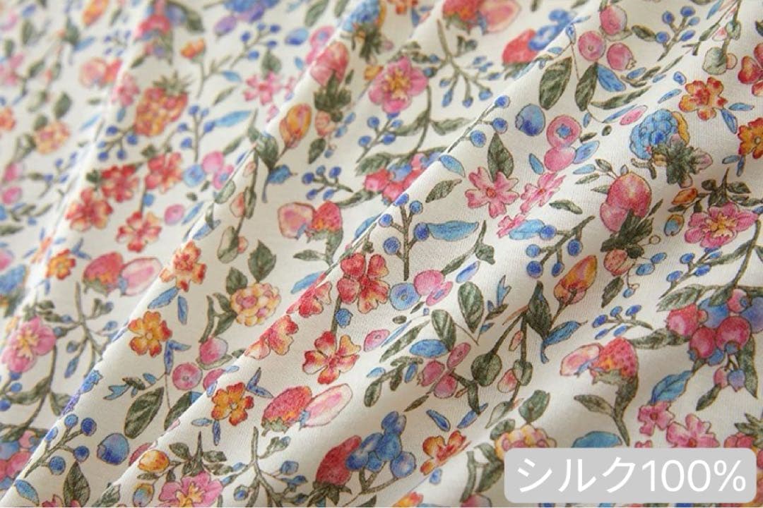 シルク100%絹 美肌保湿　丸首　長袖パジャマ　上下セット　F フルーツ花柄