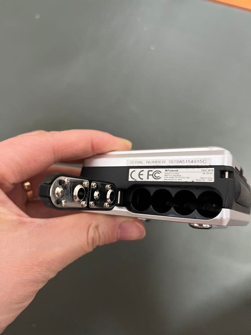 Polaroid PDC3070 ポラロイド コンパクトデジタルカメラ