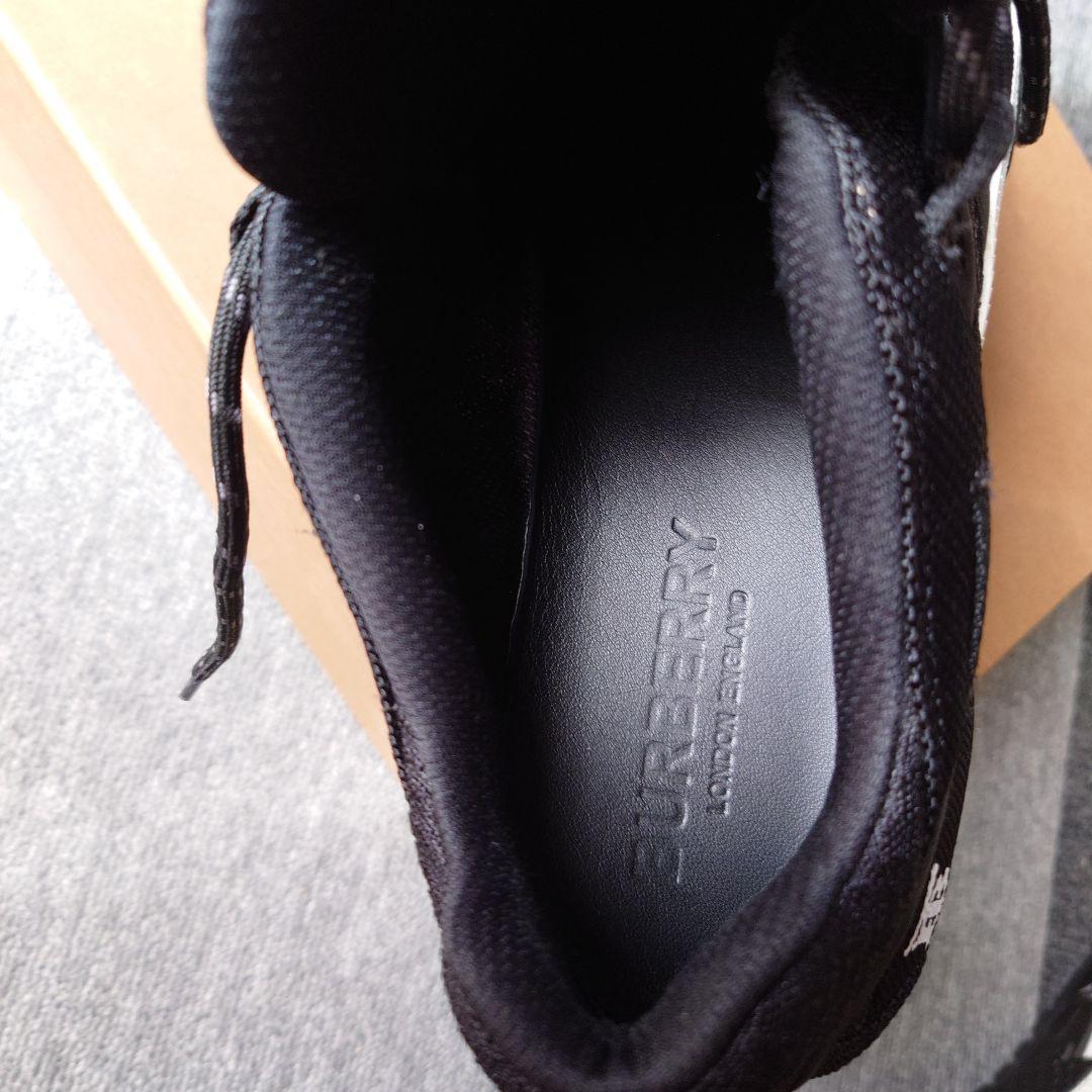 BURBERRY （バーバリー）スニーカー