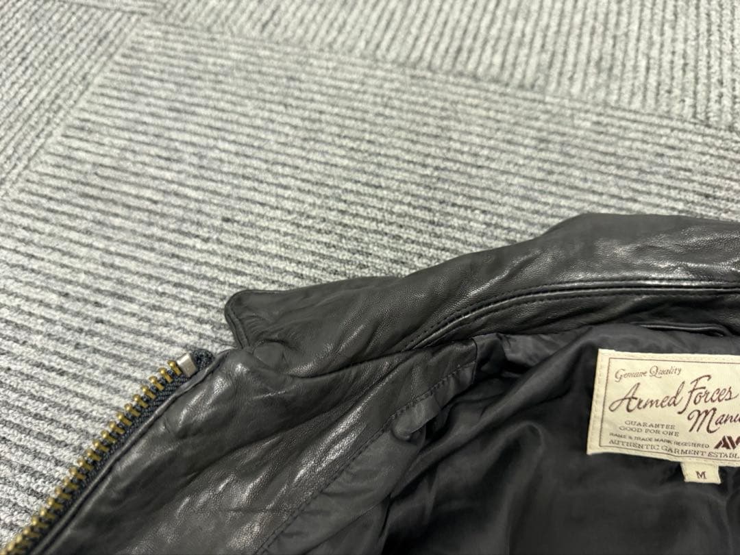 AVIREX ブラック レザーライダースジャケット