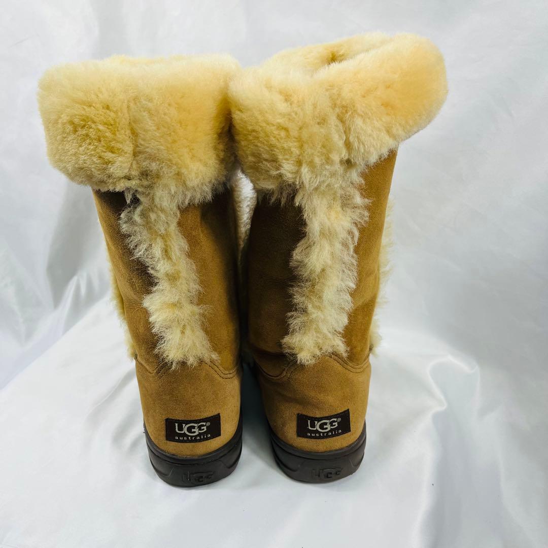 UGG SUNDANCE ブラウン ムートンブーツ