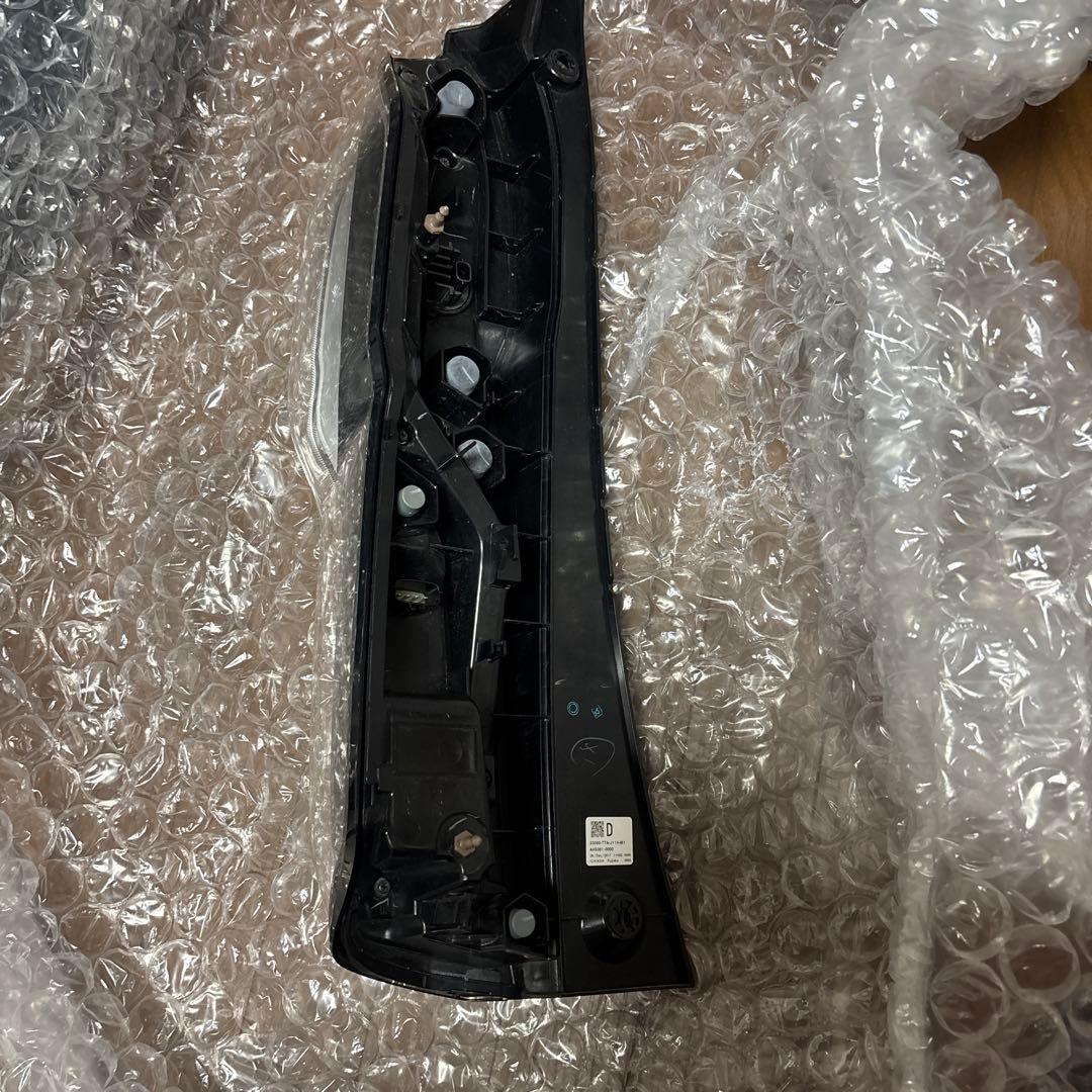 nbox jf3 LED右テールランプ