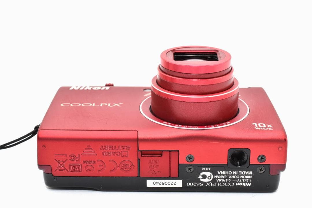 美品 ニコン　Nikon COOLPIX S6200 レッド ＃A372