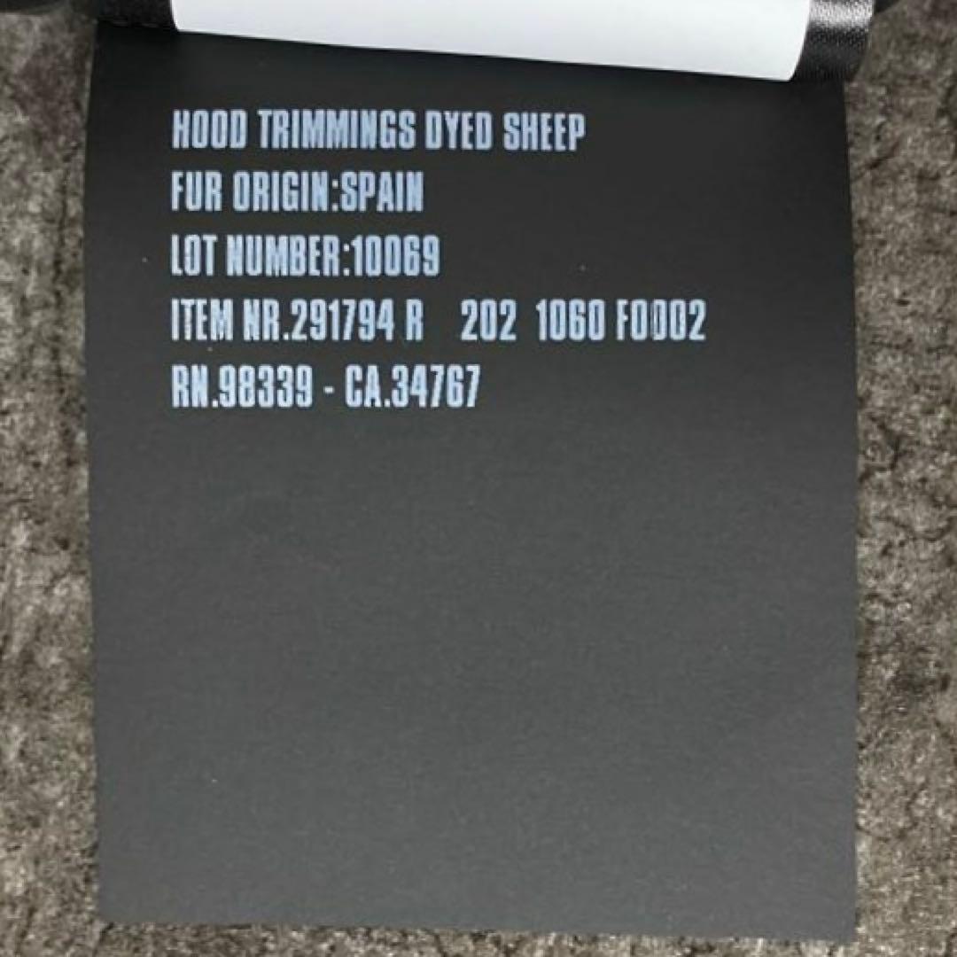 美品 PRADA ロゴ プレート ナイロン ダウン ファー 291794 46