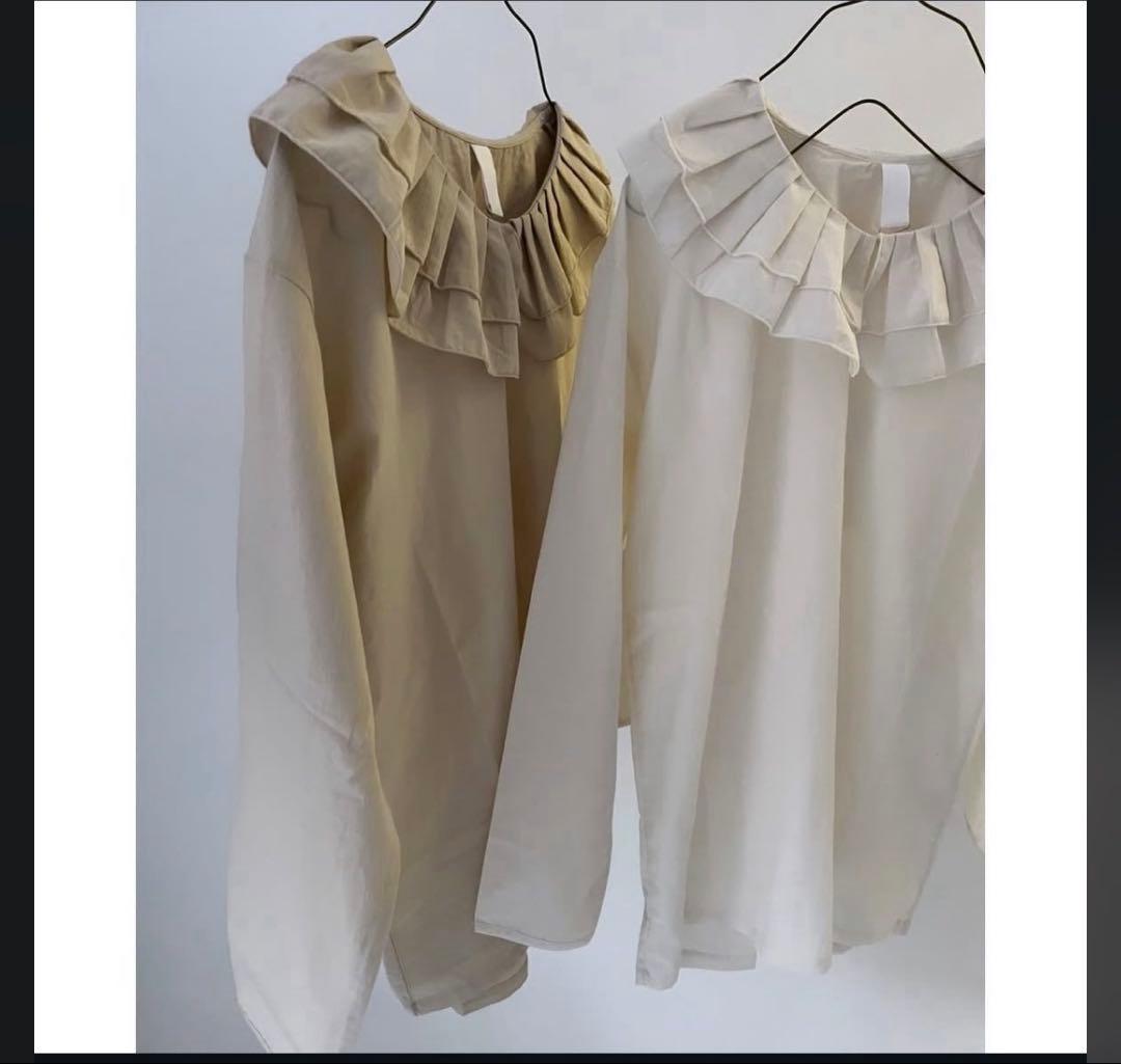 フリルブラウスオフホワイト　gather and tools yoli 試着のみ