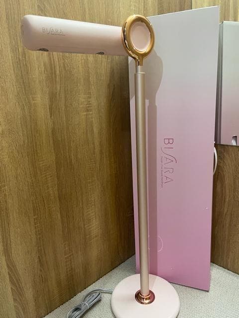 新品未使用品☆わけあり♪ハンズフリースタンドへアドライヤー♪ ビサラ♪〇A910