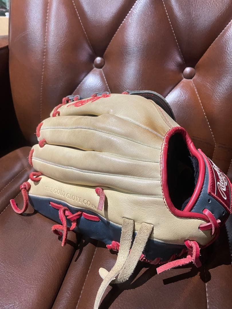 ローリングス　オールラウンドグラブ　メジャーモデル　軽量グラブ