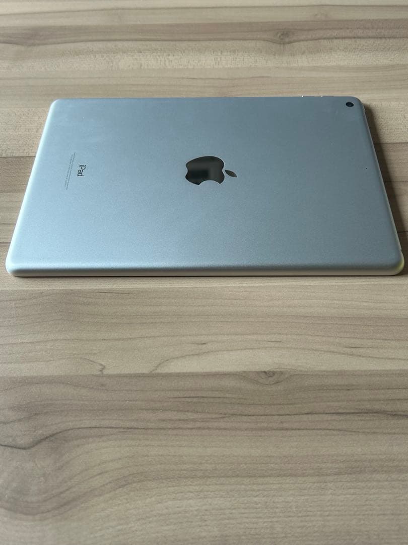 Apple iPad Wi-Fi 32GB シルバー