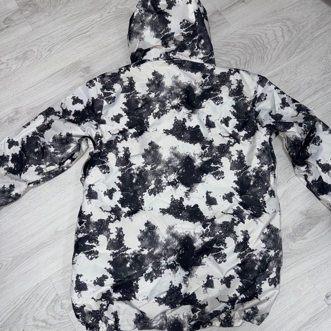 スノーボードウェアセット白黒迷彩 ☆手袋ネックウォーマーのおまけ付き☆