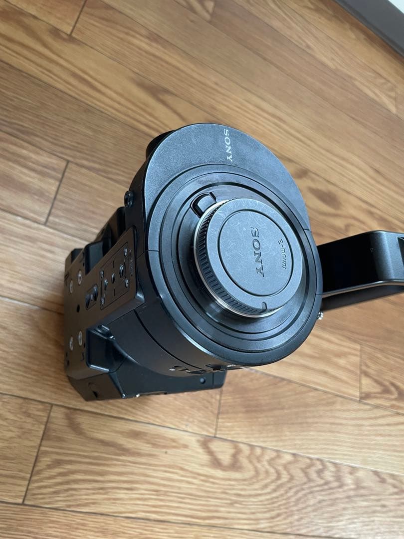 SONY NEX-FS700 レンズ・バッテリー付き