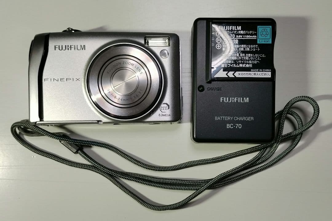 【起動確認済み】フジフィルム ファインピックス F40fd デジカメ