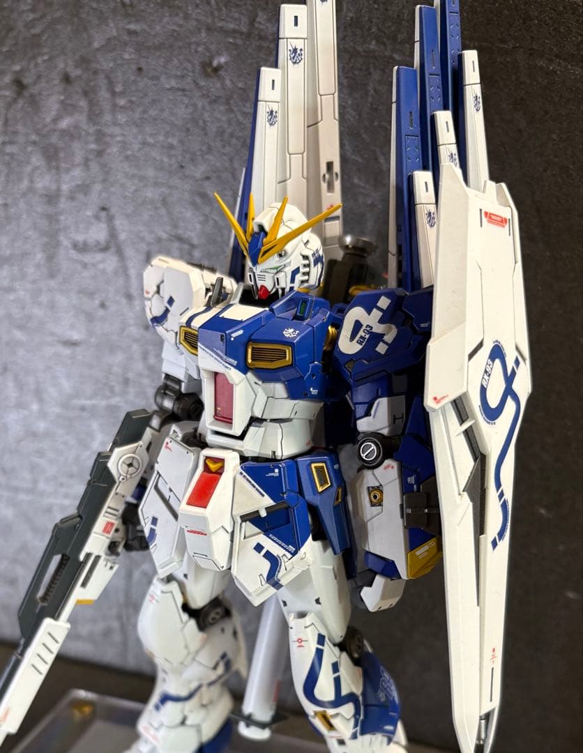 RG RX-93νガンダム 九龍版全塗装済完成品 クーロン九龍ガンダム