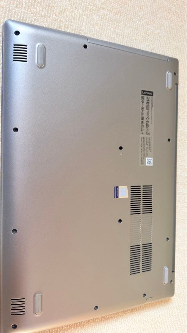 Lenovo 15.6インチ ノートPC 本体　520-151KB