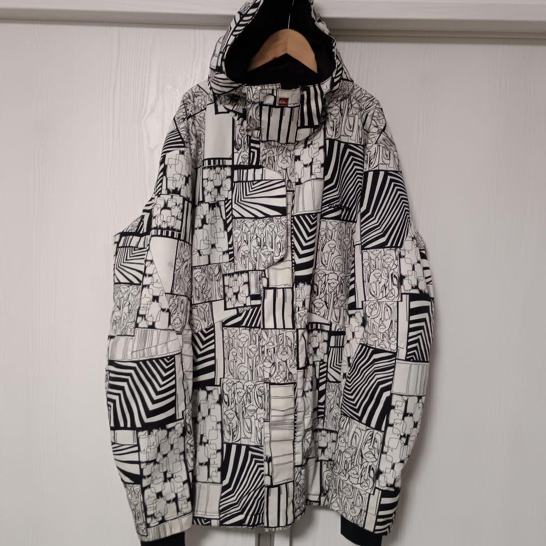 クイックシルバー　 ウェア　スノボー　上下セット　L　柄　ベージュ　白　黒