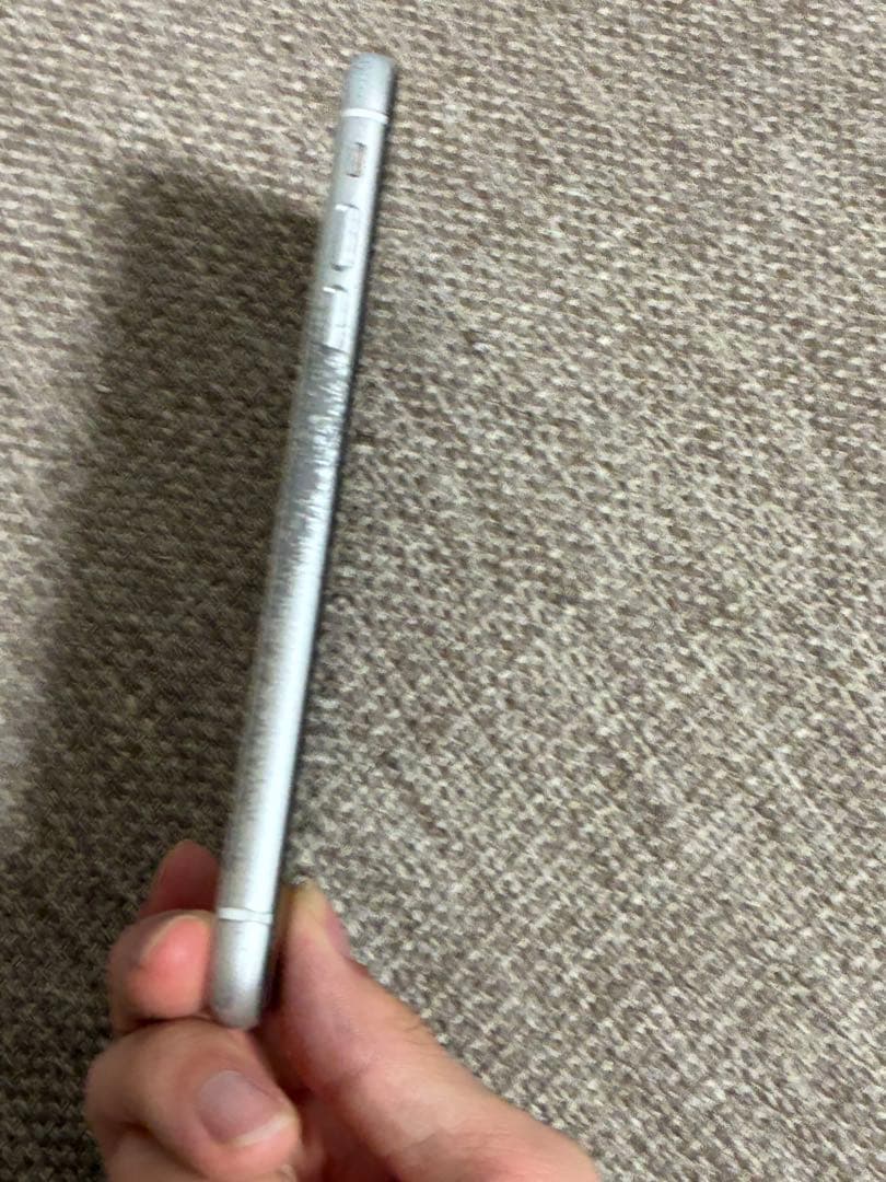 アイフォンxr ホワイト　128gb