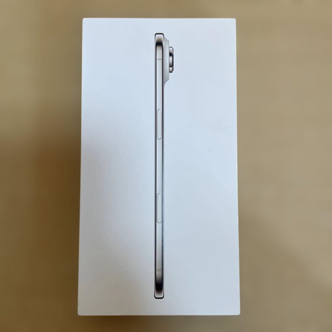 Apple iPhone Air 512GB Light Gold 本体