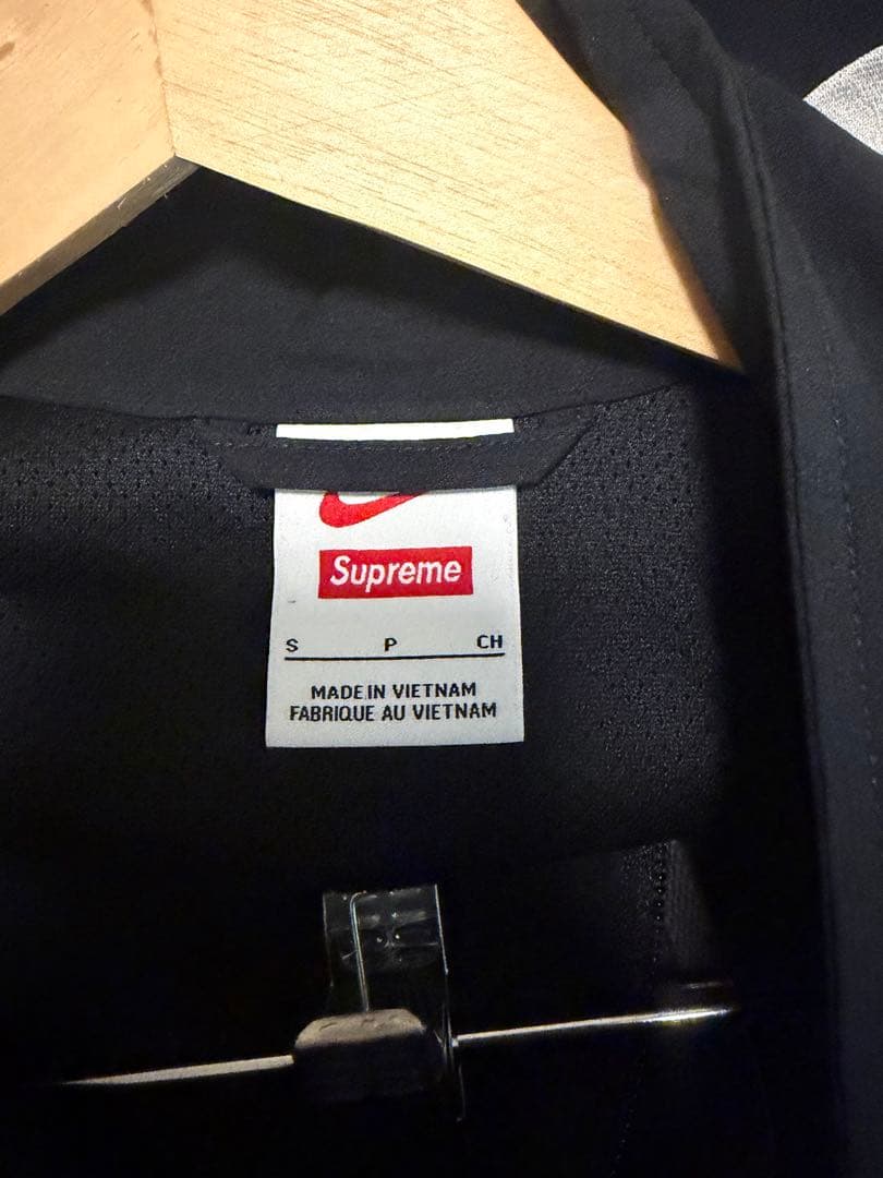 ジャケット・アウター Supreme x Nike Track Jacket \"Black