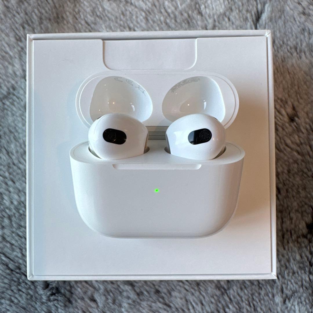 AirPods3充電ケース付き・両耳・箱あり・動作確認済み・充電コードのみ未使用
