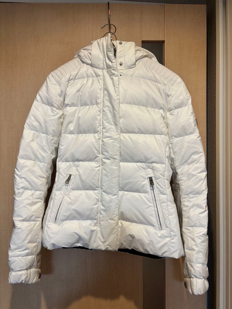 K*様 PRADA プラダ ダウンジャケット 三角プレート