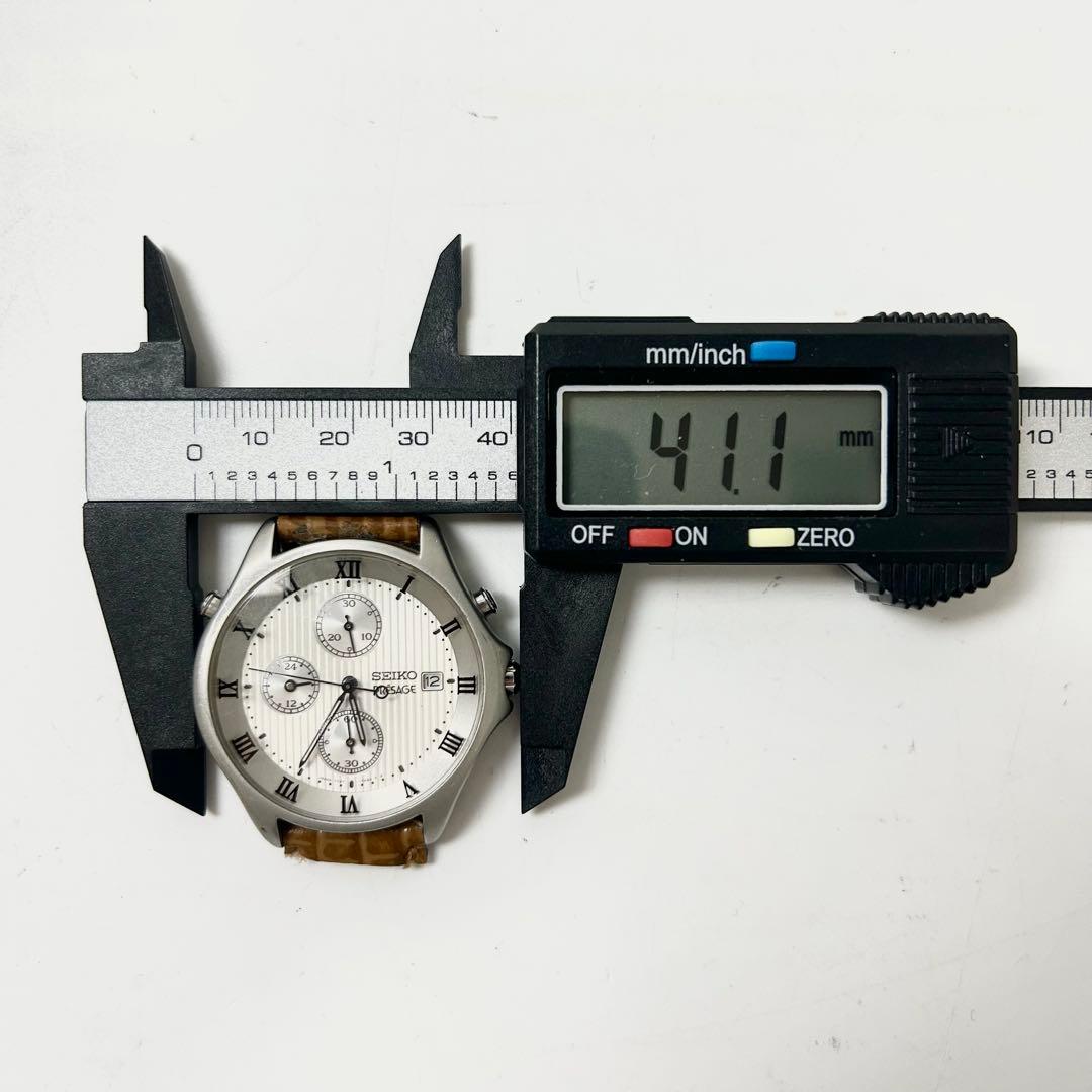 SEIKO 7T27-7A30 多機能クォーツクロノグラフ