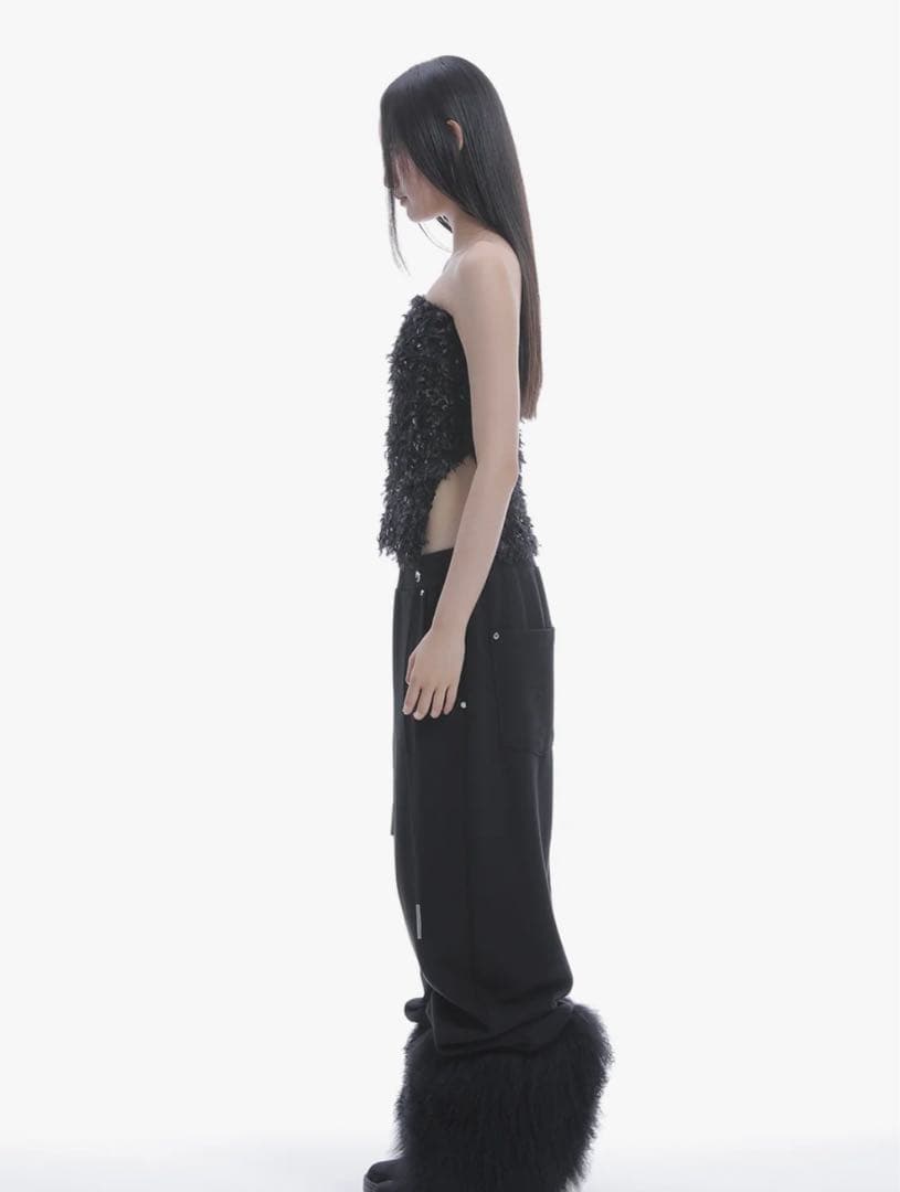 theredthread S fur sequins camisole 黒