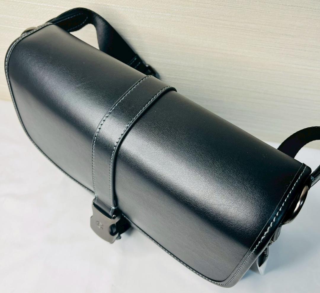 【新品 未使用】COACH コーチ ショルダーバッグ ブラック CU042
