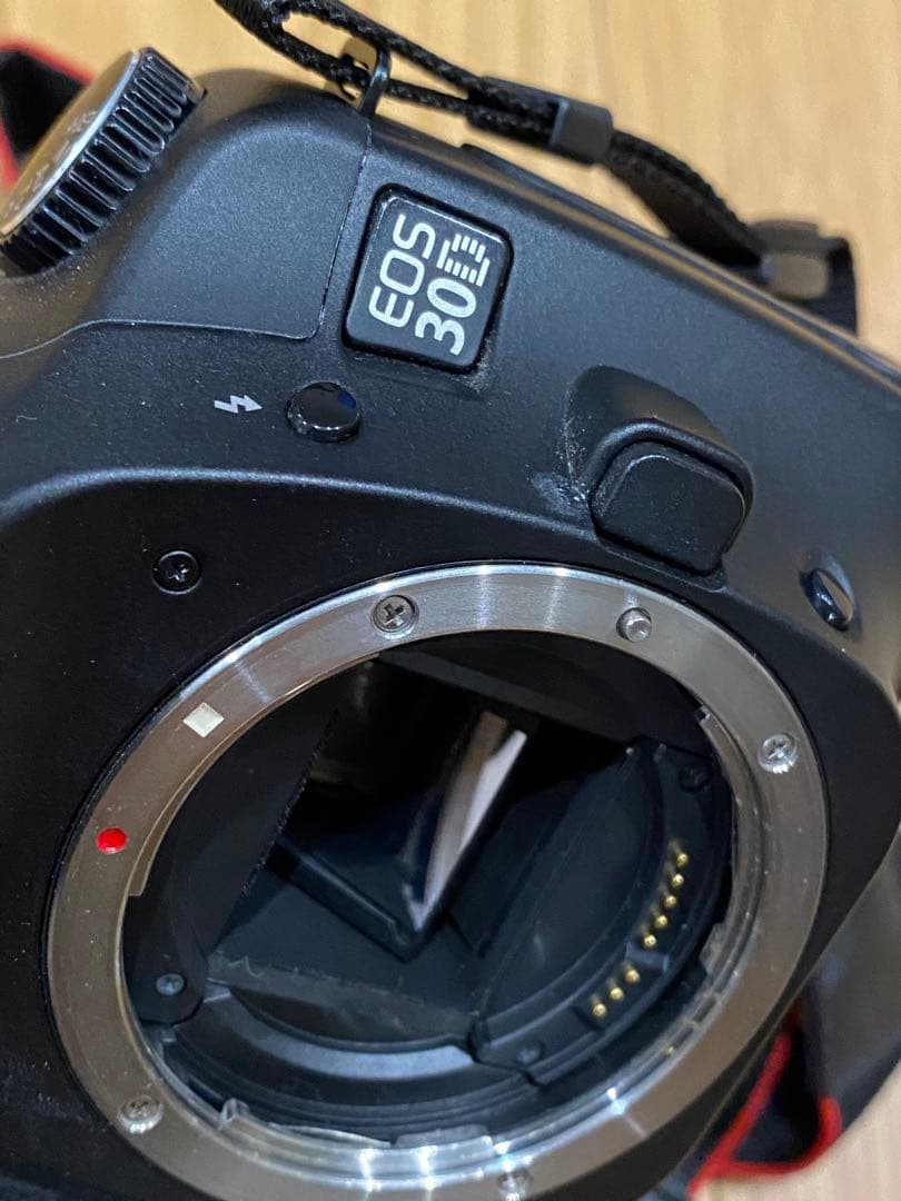 Canon EOS 30Dデジタル一眼 28-80 EFレンズ付　動作品