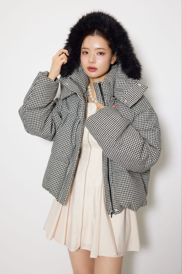 新品リエンダツィード柄ダウンジャケット