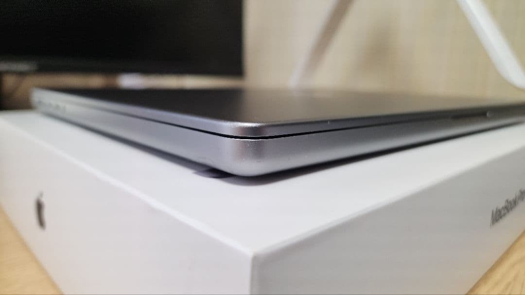 【限界値下】MacBook Pro M1Pro 16G/512Gスペースグレー