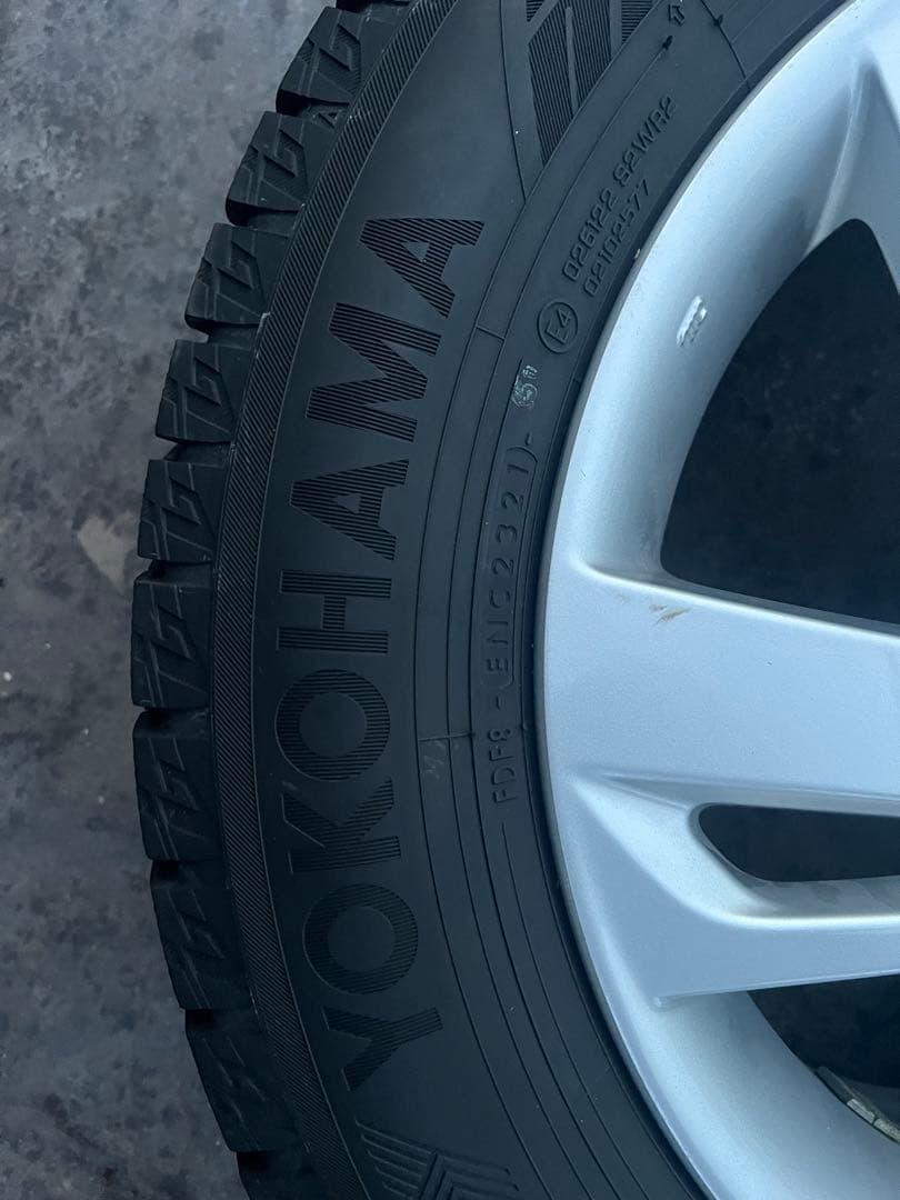 Yokohama iceGUARD IG60 16インチ タイヤホイールセット